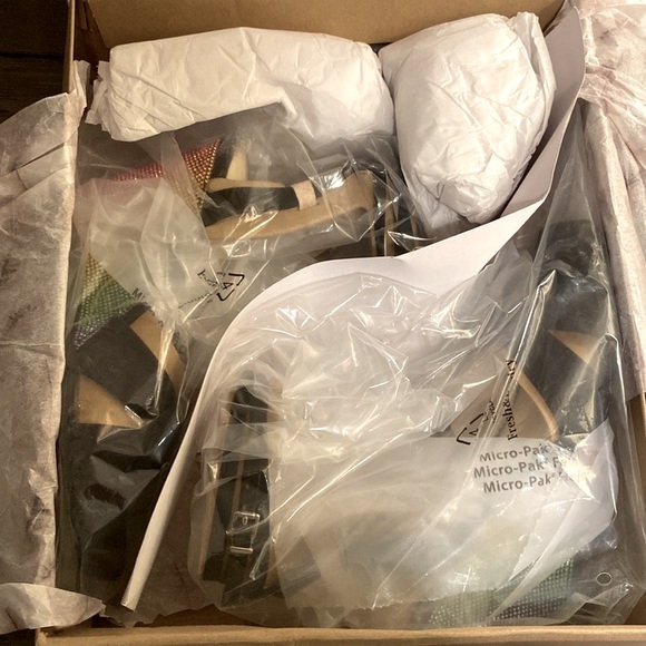 NIB [Jessica Simpson] Arlisa 2 Rainbow Heel Ankle Strap Wedge Sandal Womens Sz 6 - Picture 10 of 13